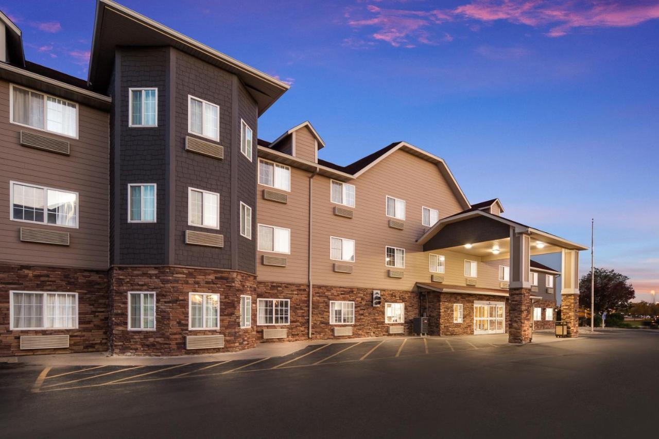 Red Roof & Omaha - Motel Council Bluffs
